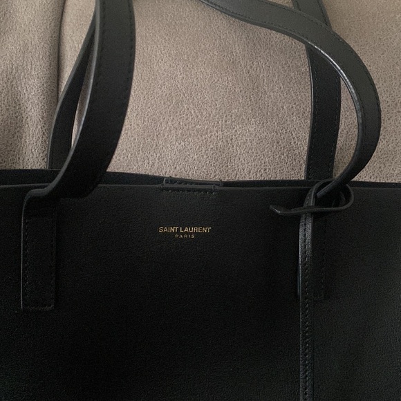 ** BRAND NEW CONDITION** Saint Laurent Black Leather North-South Shoulder Tote - Picture 11 of 12